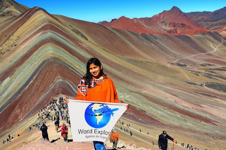 Excursión a la Montaña de Arcoíris Vinincunca y Valle Rojo